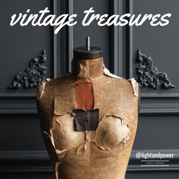 Vintage Handbags - Vintage Items Here!